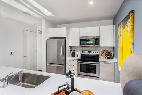 Floor plan for 1 bed, 1 bath, 701 sqft